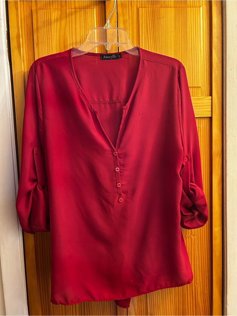 Amaryllis Women's Burgundy V-Neck Button-Front Blouse size medium(loose fitting)